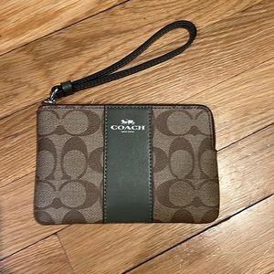 Brand new coach wristlet
